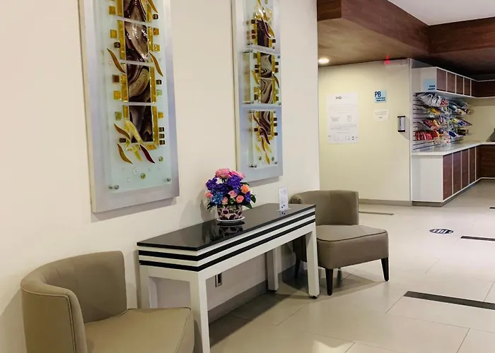 萨米尔广场酒店 酒店 4*
